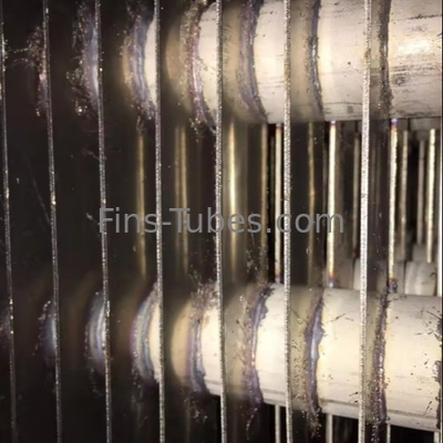 Température tube nu tube à nageoires intégré 16-63 mm OD 2,5-20 mm Nageoires espacées 1,65 mm épaisseur de paroi -40 °C-300 °C 1,0-4,0 MPa