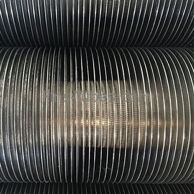 Tube d'aileron incorporé